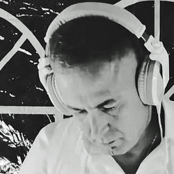 Roni Schamlian, Schauspieler - powered by Bscout® - Faire Suchmaschine & Netzwerk!